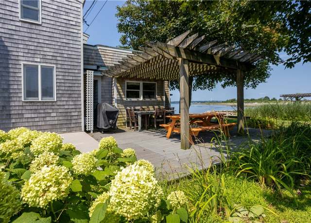 Property at 42 Driftwood Dr, Tiverton, RI 02878, 3 beds, 1.5 baths