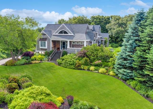 Property at 27 West Willow Ln, Charlestown, RI 02813, 3 beds, 2.5 baths