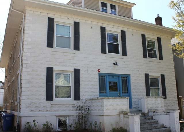 Property at 23 Bedlow Ave, Newport, RI 02840, 1 bed, 1 bath