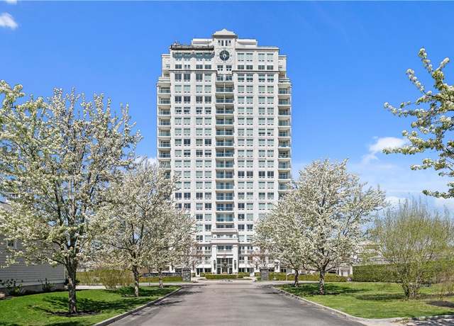 Property at 1 Tower Dr #1502, Portsmouth, RI 02871, 2 beds, 3 baths