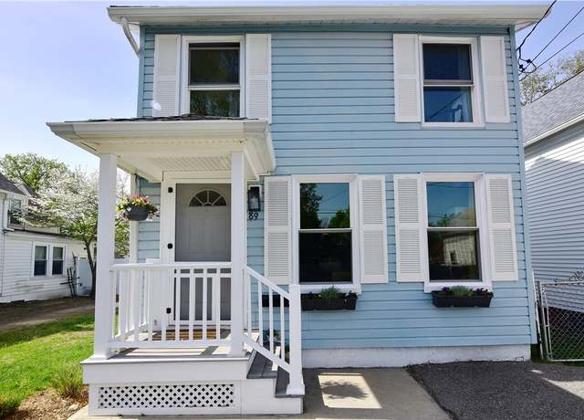 Property at 89 Rock Ave, Warwick, RI 02889, 2 beds, 1.5 baths