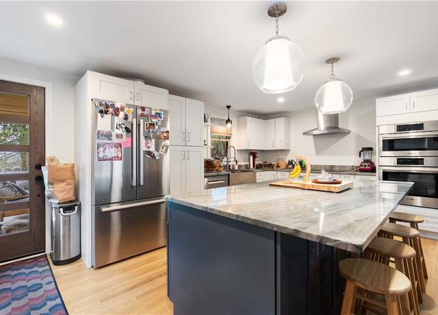 Property at 429 Howland Rd, East Greenwich, RI 02818, 3 beds, 2 baths