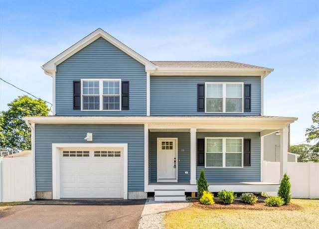 Property at 19 Betsey Williams Dr, Warwick, RI 02889, 3 beds, 2.5 baths