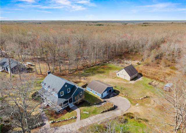Property at 153 North Rd, Hopkinton, RI 02833, 3 beds, 2.5 baths