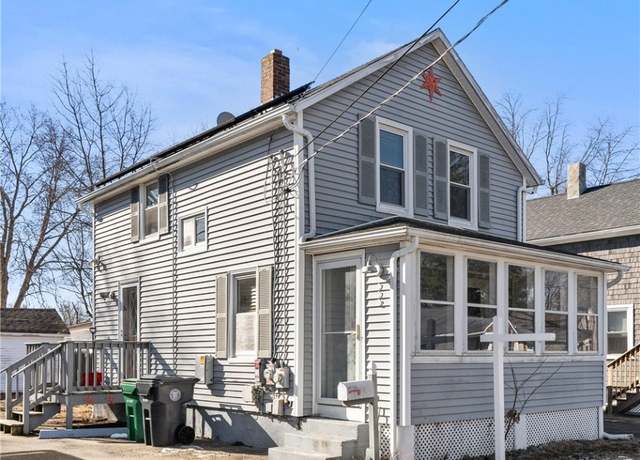 Property at 112 Ottawa Ave, Warwick, RI 02889, 2 beds, 1 bath