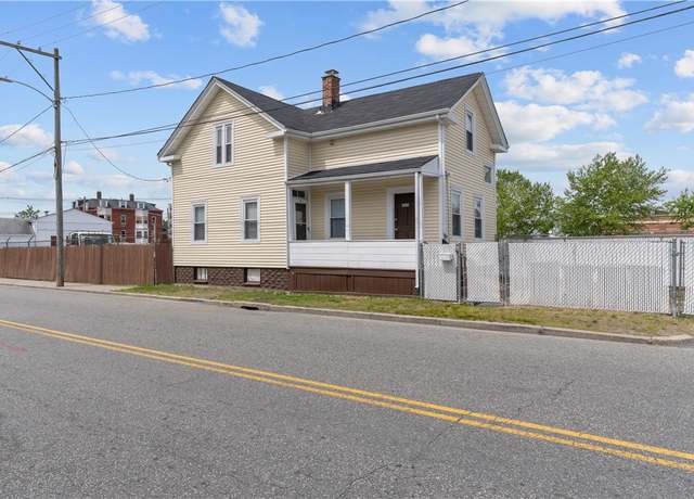 Property at 483 Dexter St, Providence, RI 02907, 5 beds, 1.5 baths