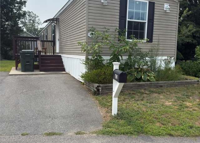 Property at 29 A Krzak Rd, North Kingstown, RI 02852, 2 beds, 2 baths