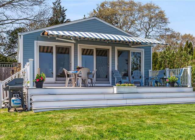 Property at 35 Buena Vista Dr, North Kingstown, RI 02852, 2 beds, 1 bath