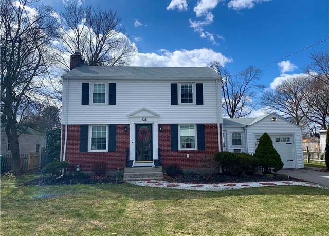 Property at 103 Brunswick Dr, Warwick, RI 02886, 2 beds, 1 bath