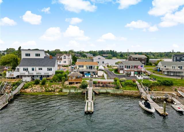 Property at 263 Prospect Rd, South Kingstown, RI 02879, 2 beds, 1.5 baths