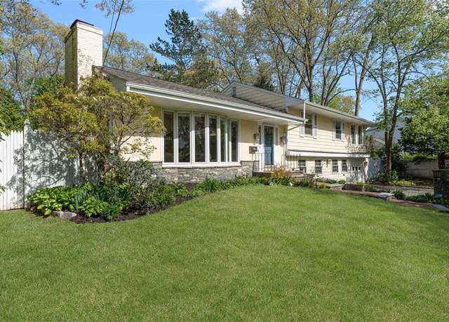 Property at 78 Timberline Rd, Warwick, RI 02886, 4 beds, 2 baths