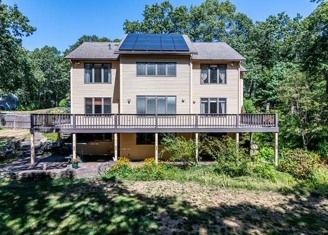 Property at 221 Kings Ridge Rd, South Kingstown, RI 02879, 3 beds, 3 baths