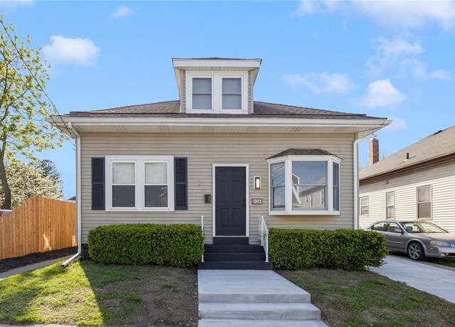 Property at 124 Vine St, East Providence, RI 02914, 4 beds, 2 baths