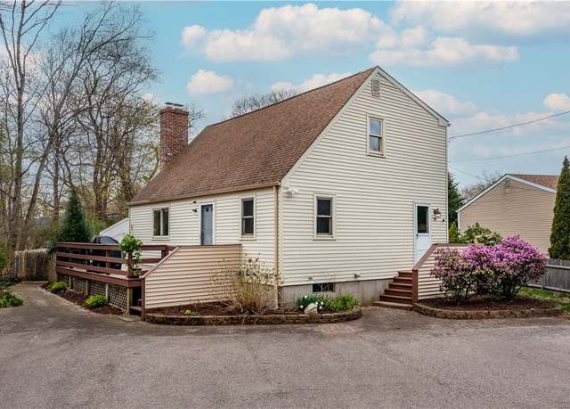 Property at 23 Wilson St, South Kingstown, RI 02879, 3 beds, 2 baths