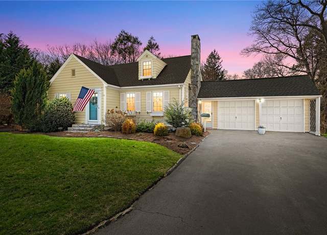 Property at 243 Gorton Lake Blvd, Warwick, RI 02886, 3 beds, 2 baths