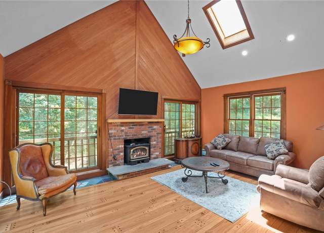 Property at 143 Ross Hill Rd, Charlestown, RI 02813, 3 beds, 2.5 baths