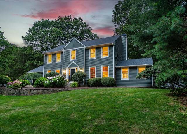 Property at 7 Wickham Rd, North Kingstown, RI 02852, 4 beds, 3 baths