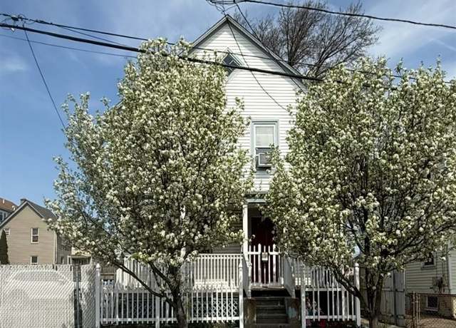 Property at 155 159 Byfield St, Providence, RI 02905, 3 beds, 1.5 baths