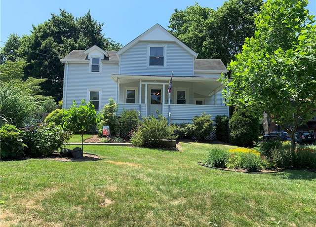 Property at 225 Tidewater Dr, Warwick, RI 02889, 3 beds, 1 bath