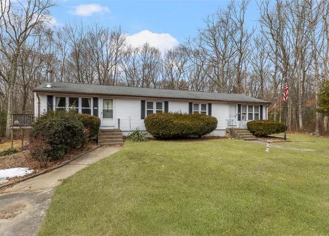 Property at 1565 Victory Hwy, Coventry, RI 02827, 4 beds, 2 baths