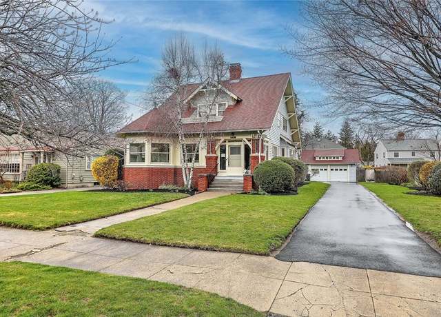 Property at 251 Norwood Ave, Cranston, RI 02905, 4 beds, 2 baths
