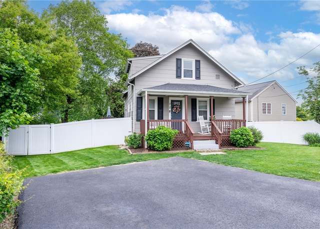 Property at 72 Lilac St, Cumberland, RI 02864, 3 beds, 1 bath