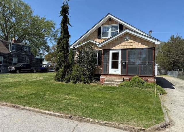 Property at 29 Lindy Ave, East Providence, RI 02915, 3 beds, 1 bath