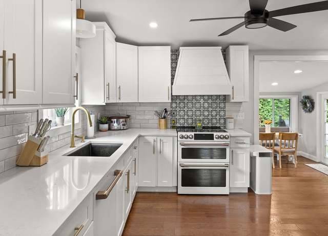 Property at 93 Wildwood Trl, East Greenwich, RI 02818, 2 beds, 2 baths