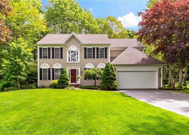 Property at 110 Fieldstone Ln, North Kingstown, RI 02874, 4 beds, 2.5 baths