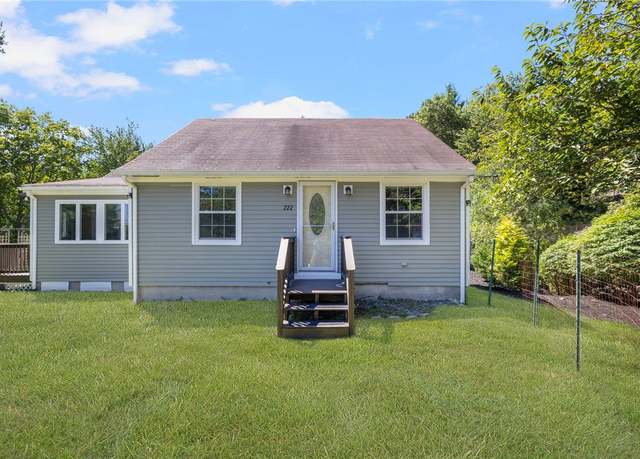 Property at 222 Old County Rd, Smithfield, RI 02917, 3 beds, 1.5 baths