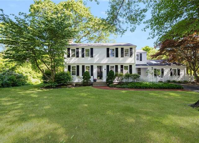Property at 9 Conway Dr, Barrington, RI 02806, 4 beds, 2.5 baths