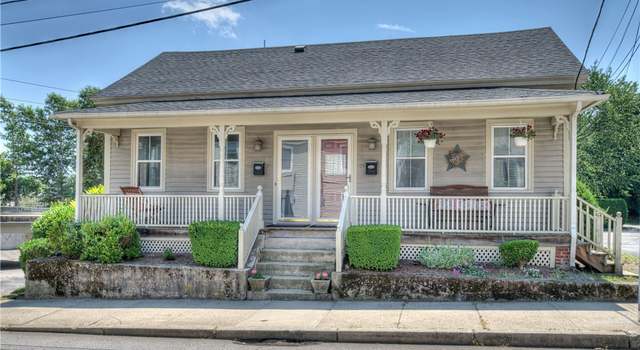 Photo of 33 London St, East Greenwich, RI 02818