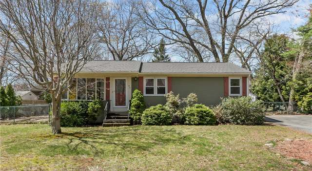 Photo of 93 Sefton Ave, Warwick, RI 02889