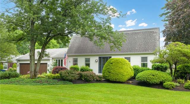 Photo of 69 Apple Tree Ln, Warwick, RI 02888