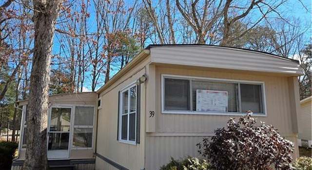 Photo of 39 Park Ln, Coventry, RI 02816