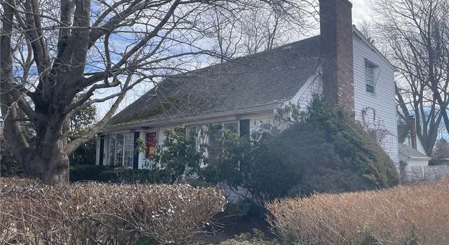 Photo of 137 Bayview Ave, North Kingstown, RI 02852