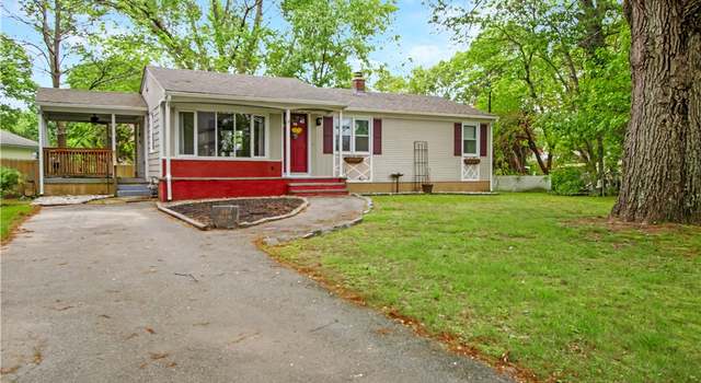 Photo of 56 Glen Dr, Warwick, RI 02889