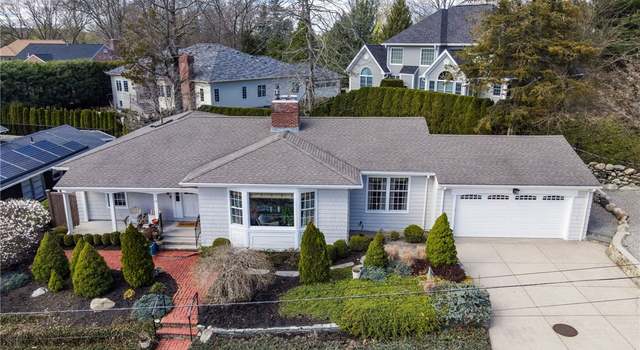 Photo of 12 Coldbrook Ct, Cranston, RI 02920