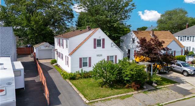 Photo of 182 Norfolk Ave, Pawtucket, RI 02861
