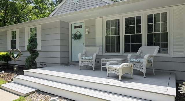 Photo of 1038 South Rd, East Greenwich, RI