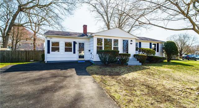 Photo of 112 Brookwood Rd, Warwick, RI 02889