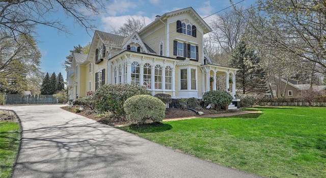 Photo of 53 Jennys Ln, Barrington, RI 02806