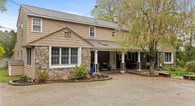 Photo of 24 26 Golden View Dr, Johnston, RI 02919