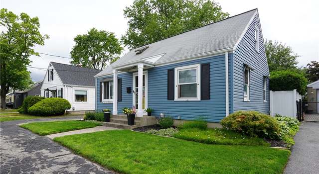Photo of 133 Clews St, Pawtucket, RI 02861