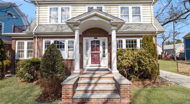 Photo of 108 112 Woodbine St, Providence, RI 02906