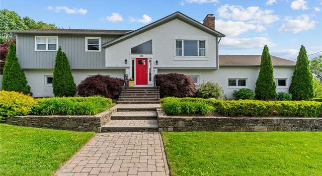 Photo of 170 Brayton Ave, Cranston, RI 02920