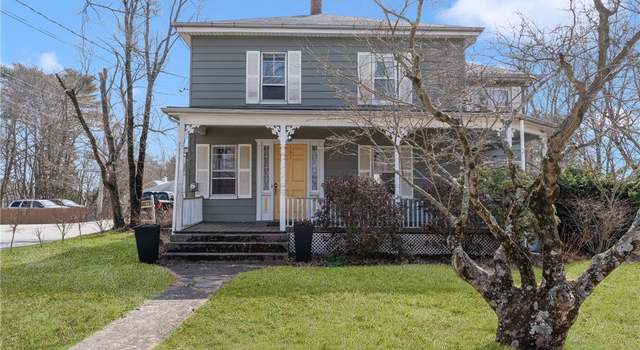 Photo of 161 Rathbun St, Coventry, RI 02816