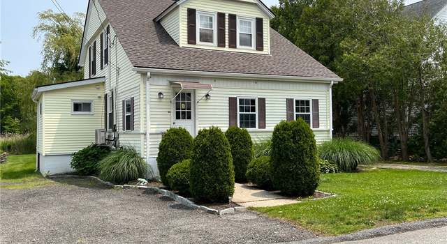 Property at 72 Sayles Ave, Warwick, RI 02889, 3 beds, 1.5 baths