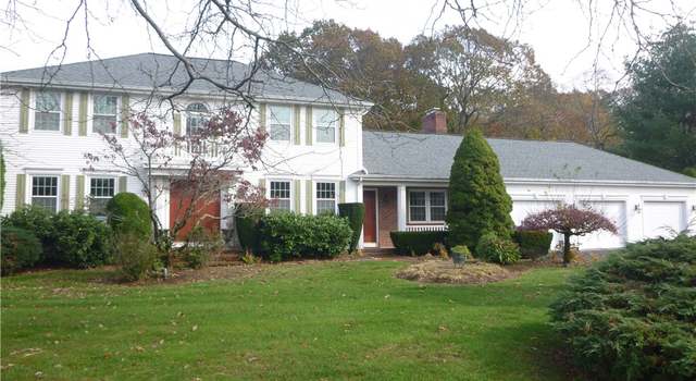 Photo of 385 Olney Arnold Rd, Cranston, RI 02921