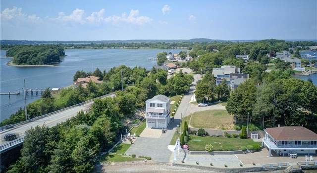 Photo of 223 Cliff Ave, Portsmouth, RI 02871